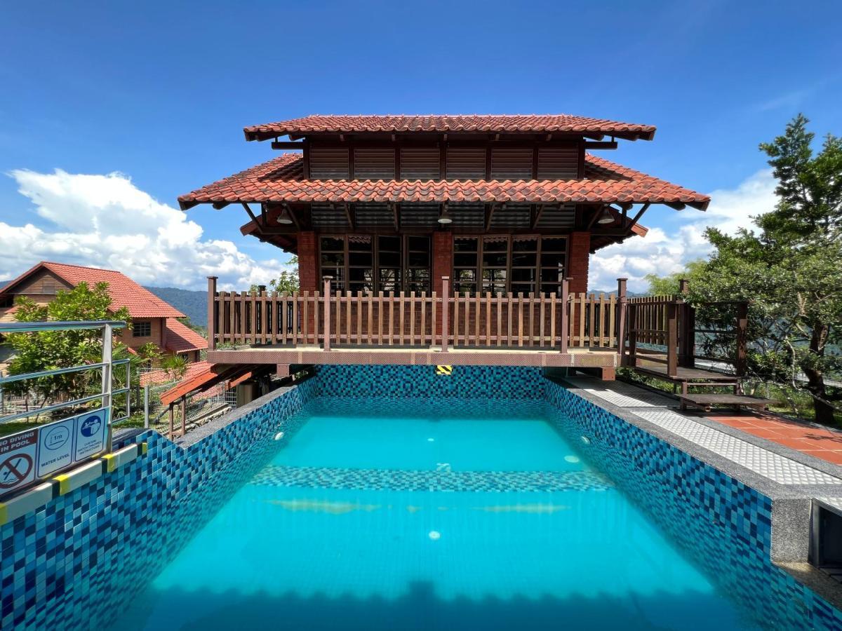Red House The Garden Stay In Bukit Tinggi By Play 文冬 外观 照片